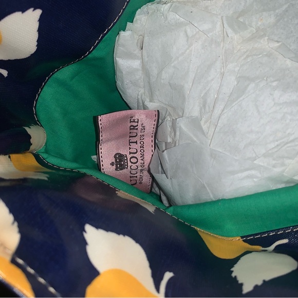 Juicy Couture Pam & Gela Coated Canvas Large Navy Tote Bag Makeup Pouch Set New - Picture 7 of 7